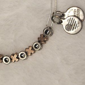 Alex and Ani XOXO Adjustable Like New Silver and Rose Gold